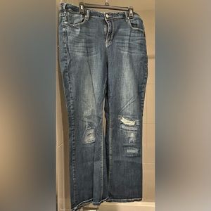 Women's plus size mid rise bootcut jeans sz 22